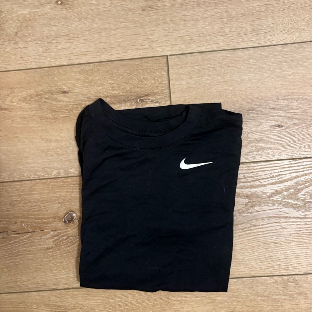 Nike Black Short Sleeve Tee